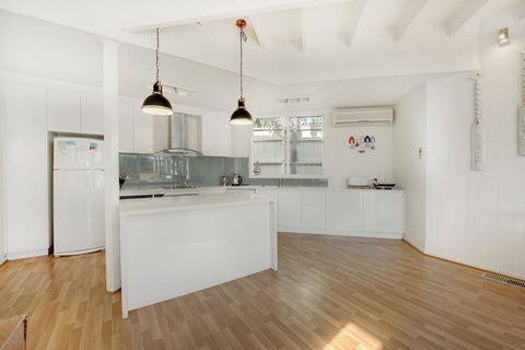 Beach Pearl - Accommodation in Brisbane 3