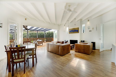 Beach Pearl - Accommodation in Brisbane 5