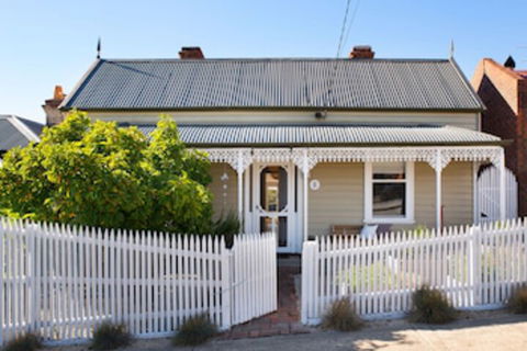 Albert Cottage - Accommodation in Brisbane 0