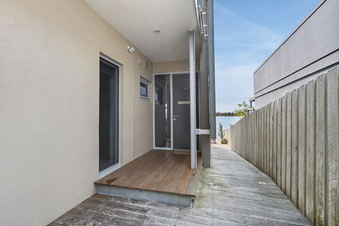 A Window On The Bay - Accommodation in Brisbane 1