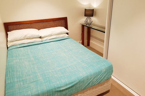 Darling Harbour Modern 2 Bedroom Terrace - Accommodation in Brisbane 1