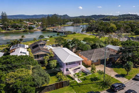 A PERFECT STAY Sunset Beach Riverside - Accommodation in Brisbane 0