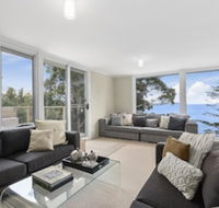 Hidden Bay - 5 BR luxury waterfront - Accommodation in Brisbane