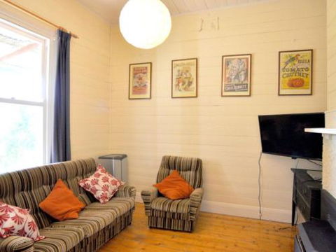 MY Fair Lady External Bathroom PET Friendly - Accommodation in Brisbane 2