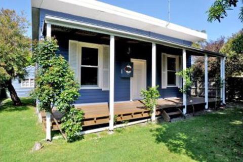 MY Fair Lady External Bathroom PET Friendly - Accommodation in Brisbane 0