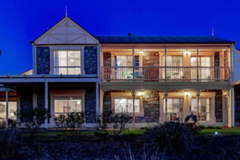 Angaston House - Accommodation in Brisbane 0