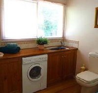 Australian Home Away at Eltham Venn Cottage - Accommodation in Brisbane