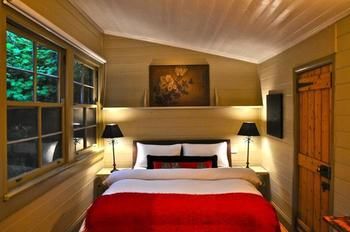 Acorn & Chestnut Hepburn Springs - Accommodation in Brisbane 1