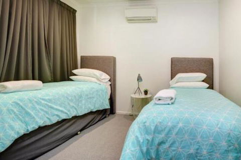 Aqualuna Beach Resort Unit 25 - Accommodation in Brisbane 7