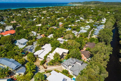 A SWEET ESCAPE Serenity On Sallywattle - Accommodation in Brisbane 1