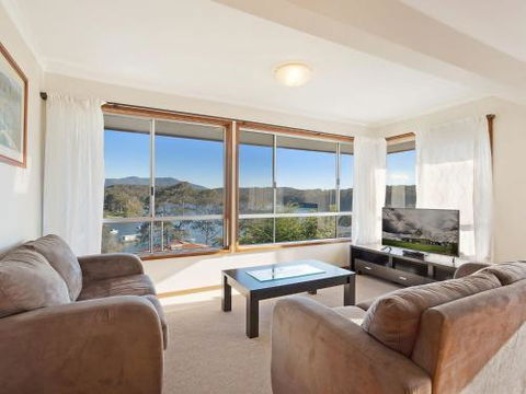 Inlet Views At The Loop - Accommodation in Brisbane 6