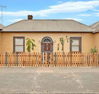 Robinson Cottage - Accommodation in Brisbane