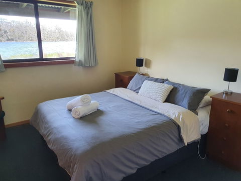Lake Yalleena Nature Retreat - Accommodation in Brisbane 4