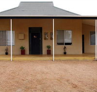 Artmecca Holiday House - Accommodation in Brisbane