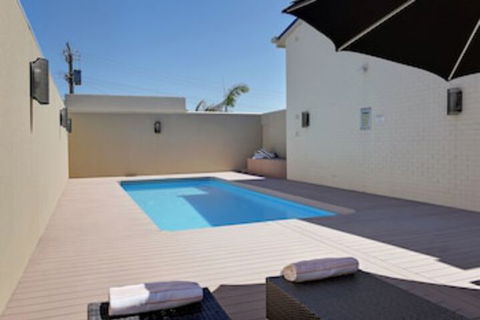 Arabella On West Apartments - Accommodation in Brisbane 0