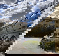 Canberra Short Term and Holiday Accommodation - Accommodation in Brisbane