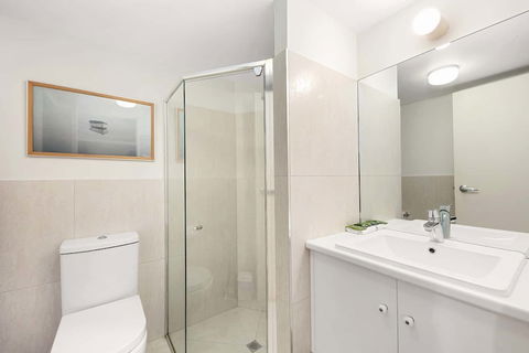 Unit 01 The Noosa Apartments - Accommodation in Brisbane 4