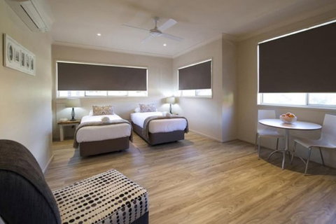 Marty's @ Little Beach - Accommodation in Brisbane 7
