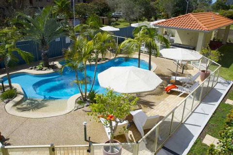 Marty's @ Little Beach - Accommodation in Brisbane 2