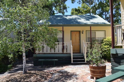 Avoca Cottages - Accommodation in Brisbane 1