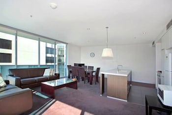 Astra Apartments - St Kilda Rd - Accommodation in Brisbane 6