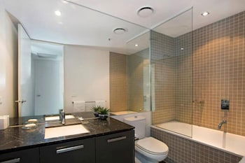 Astra Apartments - St Kilda Rd - Accommodation in Brisbane 4