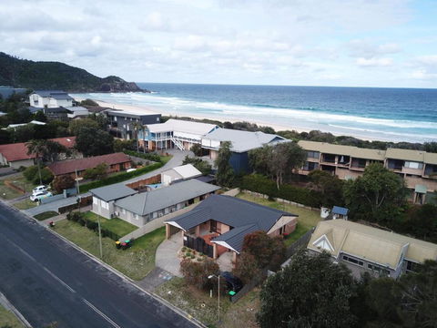 LIFES A BEACH 1 - Accommodation in Brisbane 1