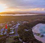 Angourie Blue 7 stroll to surfing beaches. - Accommodation in Brisbane