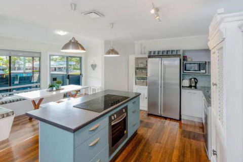 Finlays Retreat Pet Friendly House Yamba - Accommodation in Brisbane 4