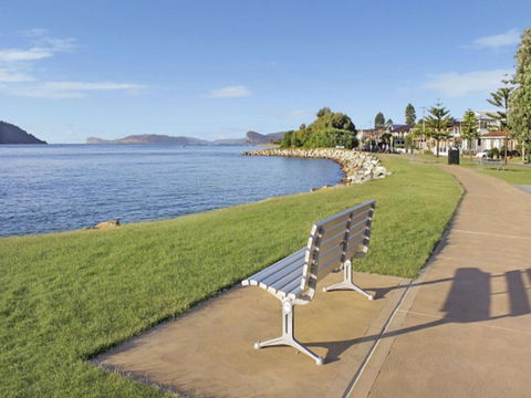 Ocean Panorama 1 Bedroom Oceanview Apt - Accommodation in Brisbane 3