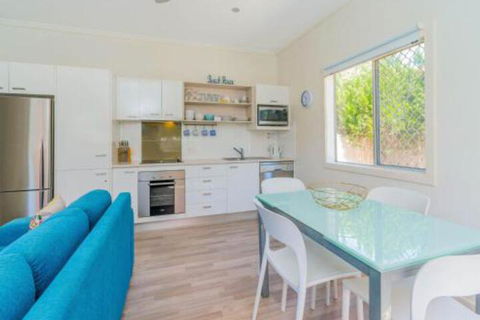 Yamba Daze Sunrise Pet Friendly - Accommodation in Brisbane 0
