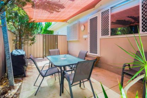 Yamba Daze Sunset Pet Friendly - Accommodation in Brisbane 2