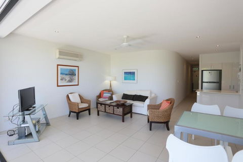 Delightful Family Apartment In Modern Complex - Accommodation in Brisbane 6