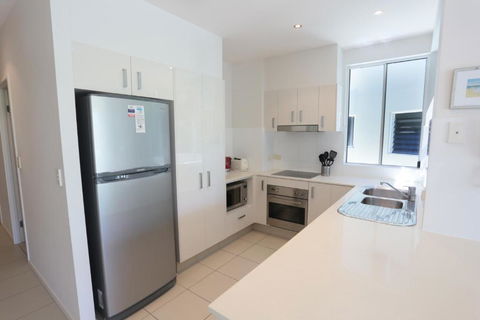 Delightful Family Apartment In Modern Complex - Accommodation in Brisbane 2