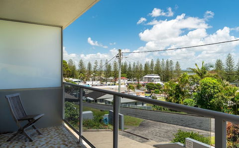 Yamba Towers 2 - Accommodation in Brisbane 5