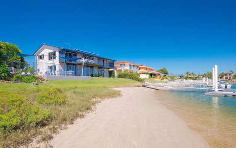 Pandanus - Accommodation in Brisbane 0