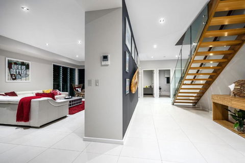 Luxury Tropical Haven Pacific Avenue Sunshine Beach - Accommodation in Brisbane 6