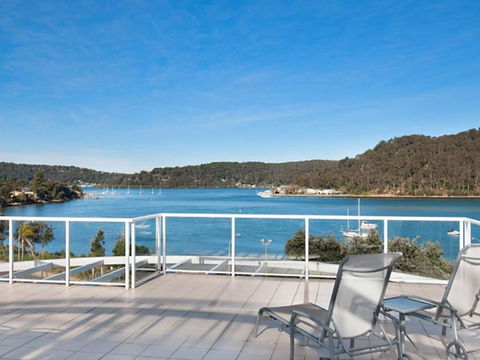 Bella Mare 2 Bedroom Ocean View Terrace Apt - Accommodation in Brisbane 5