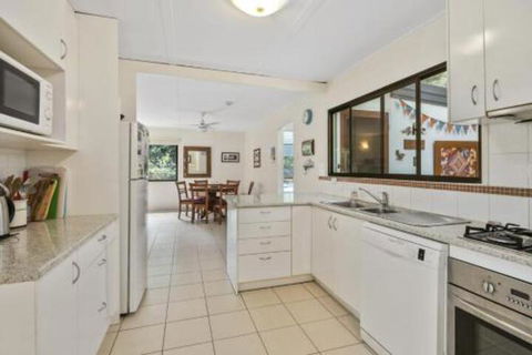Allamanda Cottage - Accommodation in Brisbane 6