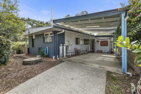 Allamanda Cottage - Accommodation in Brisbane 0