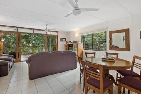 Allamanda Cottage - Accommodation in Brisbane 3