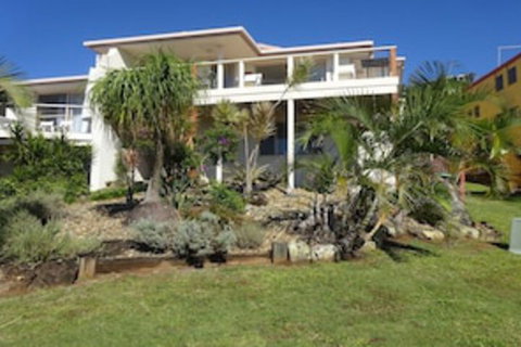 Pacific Rose Winter Holiday Special - Accommodation in Brisbane 0