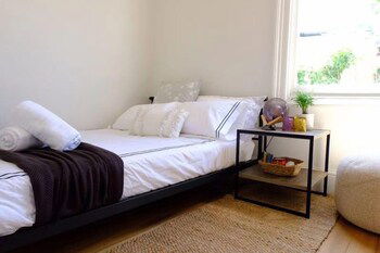 White House - Accommodation in Brisbane 2