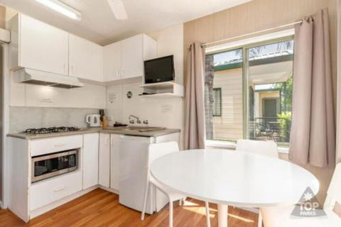 Sunset Top Tourist Park - Accommodation in Brisbane 6