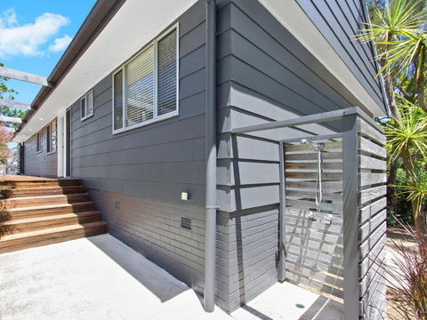 MITCHELL PARADE 120 MOLLYMOOK - Accommodation in Brisbane 4