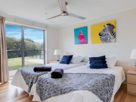 Aloha Direct Beach Access From Property - Accommodation in Brisbane 5