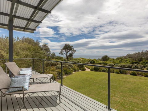 Aloha Direct Beach Access From Property - Accommodation in Brisbane 6