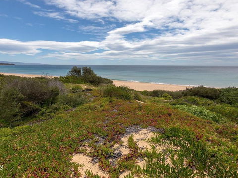 Aloha Direct Beach Access From Property - Accommodation in Brisbane 3