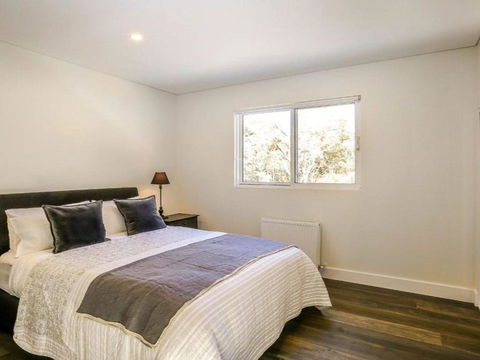 Amaroo Modern Luxurious & Chic - Accommodation in Brisbane 1