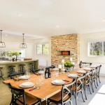 Amaroo Modern Luxurious & Chic - Accommodation in Brisbane 0